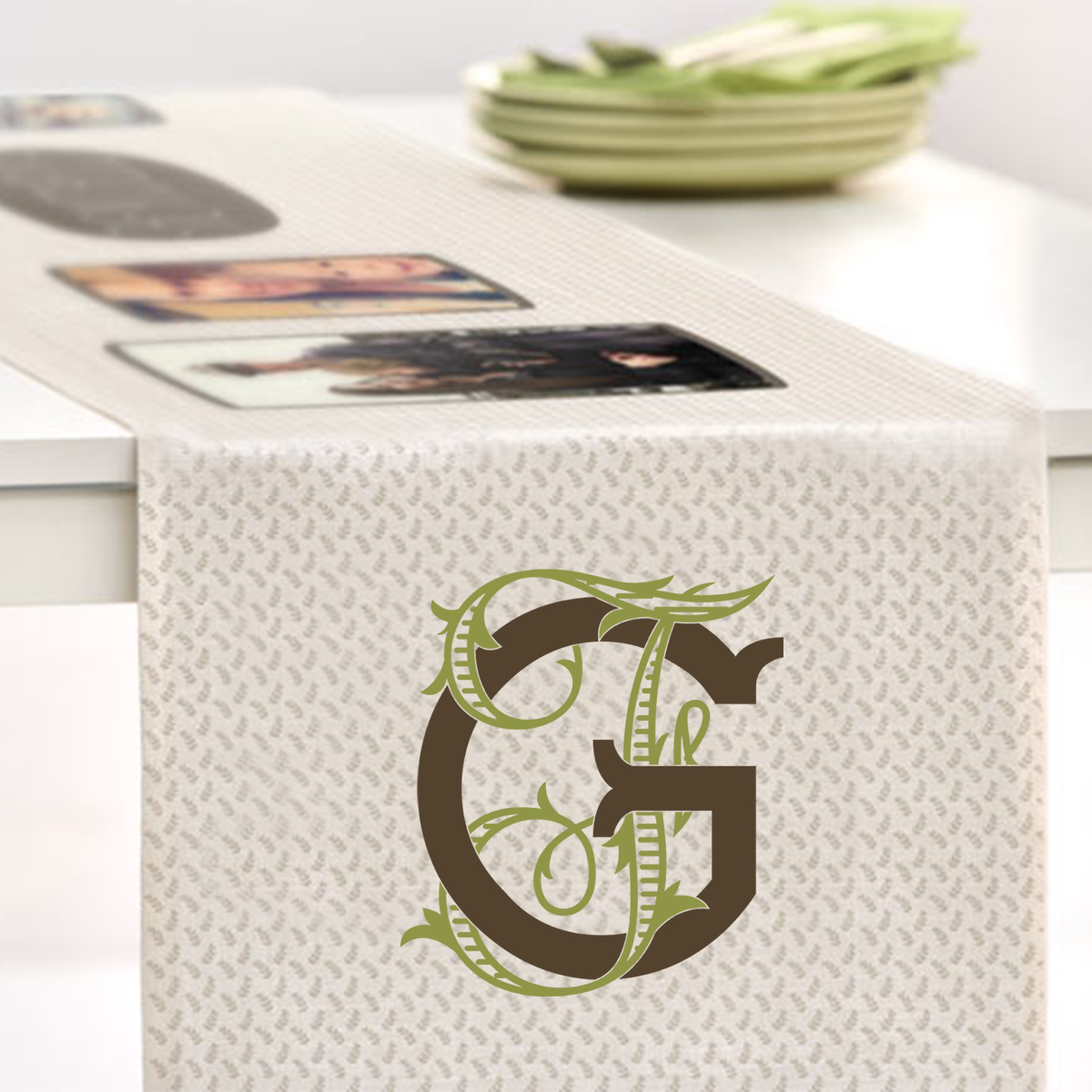 Interlocking Embroidery Monogram Wedding Font